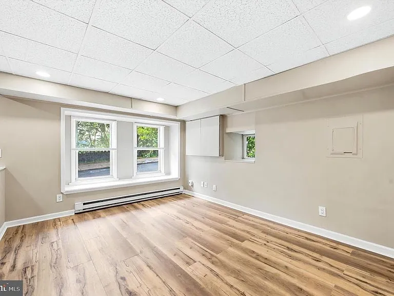 3889 Manayunk Ave #LOWER — Photo 10