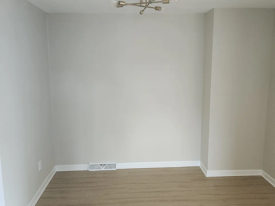 32 N Wycombe Ave #2