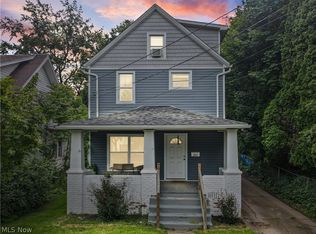 761 Carlysle St, Akron, OH 44310