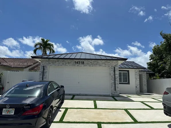 14318 SW 183rd St, Miami, FL 33177