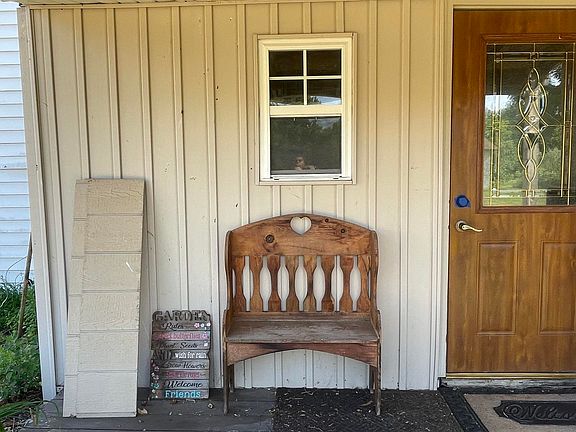 4th image of 10332 Dodge Rd