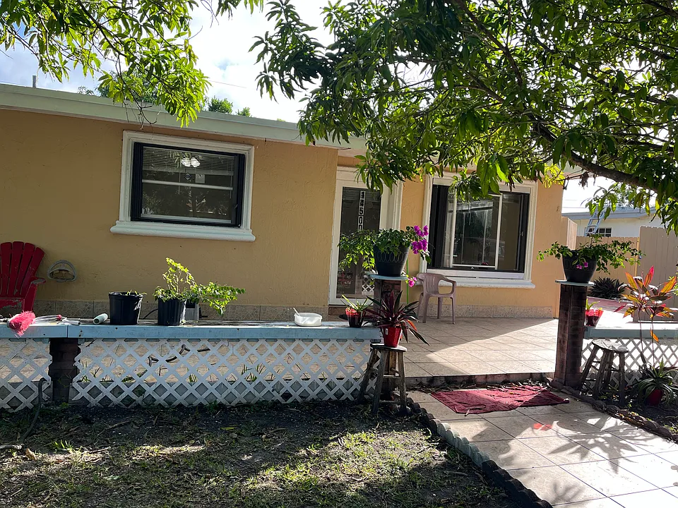 14500 SW 285th St