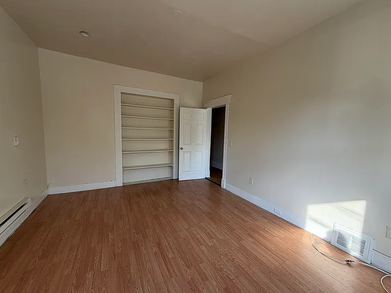 130 Highland Ave #1 — Photo 5