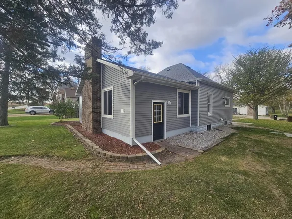 2645 Highway D65, Buckingham, IA 50612