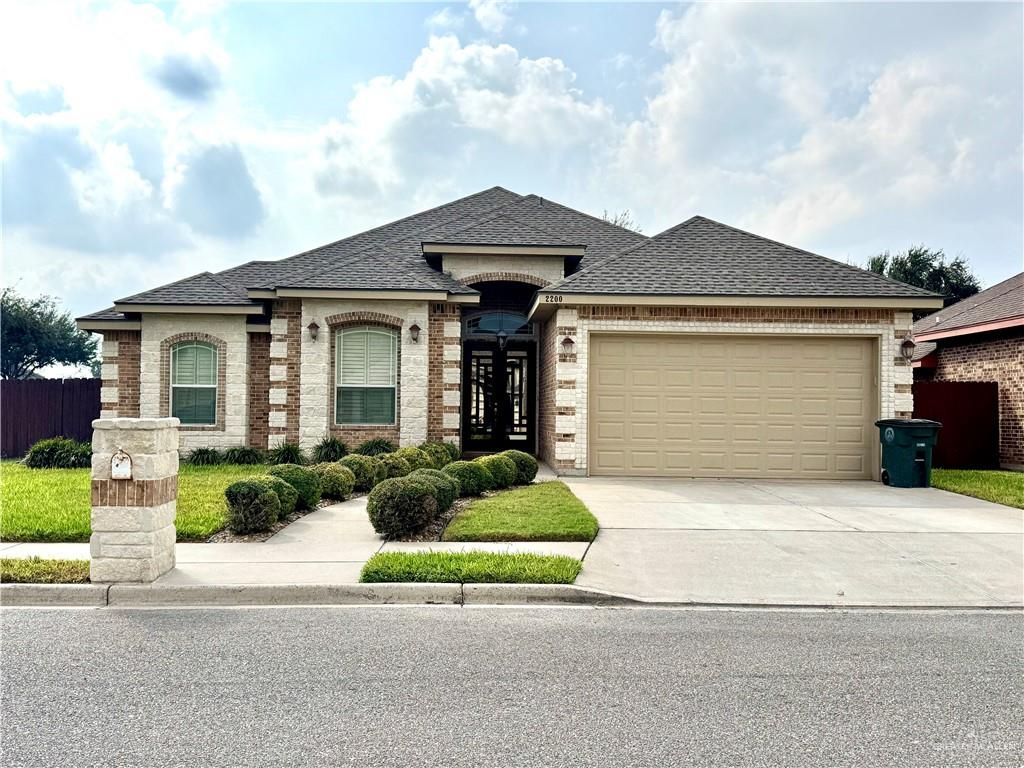 2200 E 27th St, Mission, TX