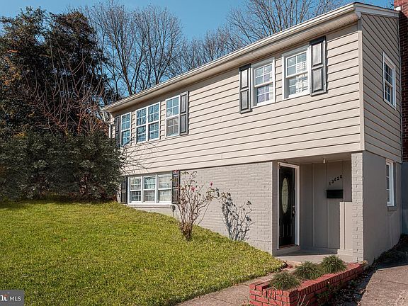 2nd image of 13420 Greenacre Dr