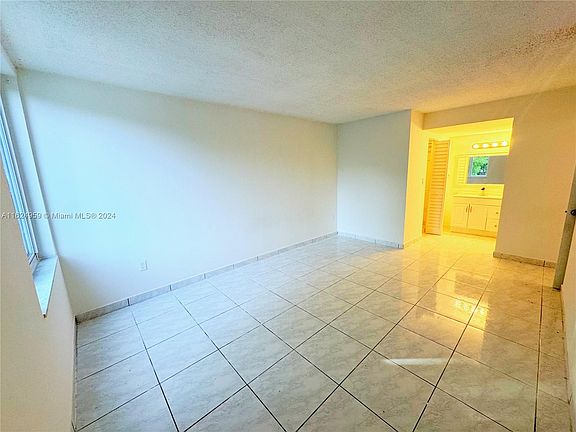 4th image of 250 180th Dr APT 254
