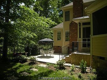 2nd image of 7205 Bloomsbury Ln