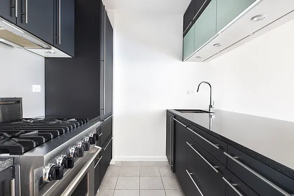 Rented by Douglas Elliman | media 5