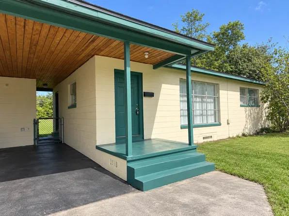 3427 Rogero Rd, Jacksonville, FL 32277