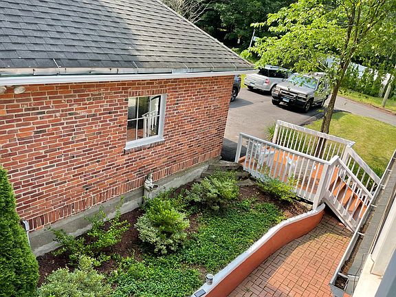Quaint garden and patio