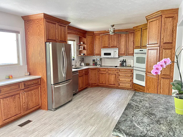 11198 Random Ct — Photo 3