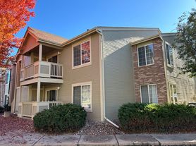 1225 W Prospect Rd