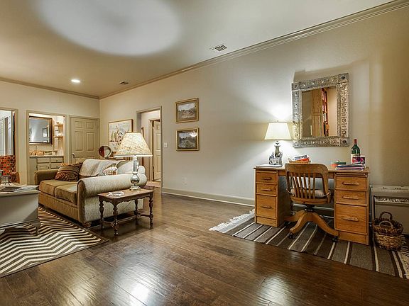 4th image of 100 W El Prado Dr APT 202