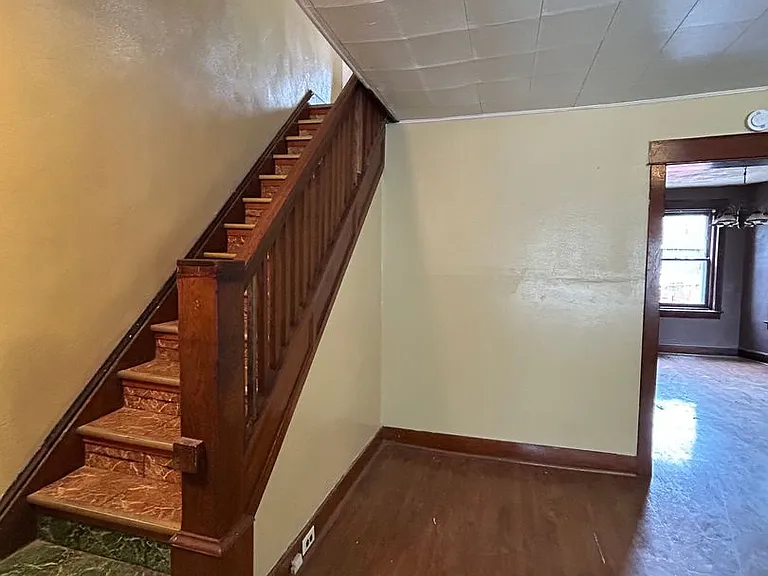 25 Laurel Ave #8GN7 — Photo 10