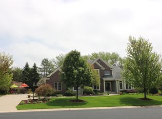 W149N7326 Hidden Meadow Dr, Menomonee Falls, WI 53051