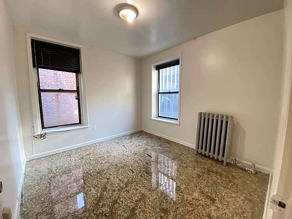 4th image of 259 W 55th St #55