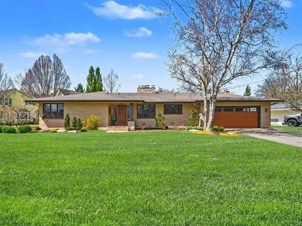 1051 Wren Ave SE, East Grand Rapids, MI 49506