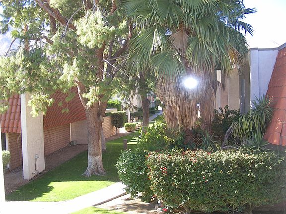 4th image of 2246 N Indian Canyon Dr Unit H