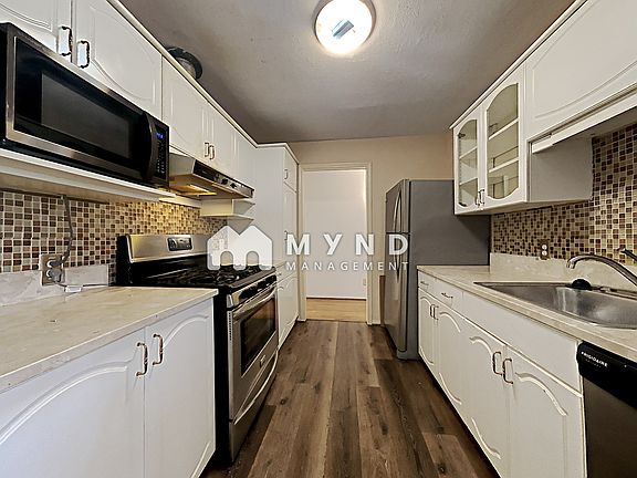 5th image of 5113 W 43rd St