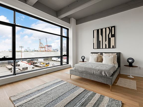 3rd image of 160 Imlay St #3B