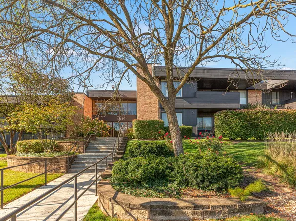 1265 N Sterling Ave Unit 206, Palatine, IL 60067