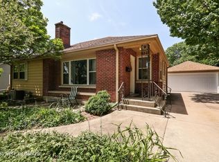 822 S Fairfield Ave, Lombard, IL