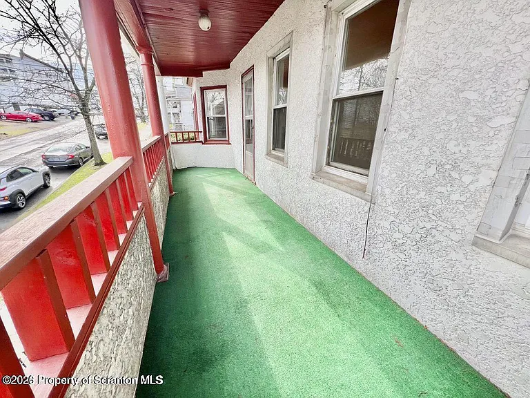 636 Beech St #2 — Photo 15