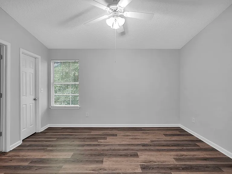 8305 Homeport Ct — Photo 16