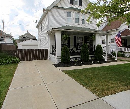 3rd image of 1202 Gladys Ave