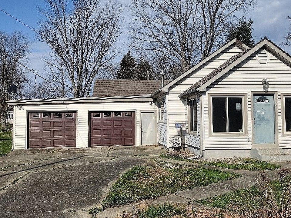 209 S Eugene Ave, Cayuga, IN 47928 Zillow