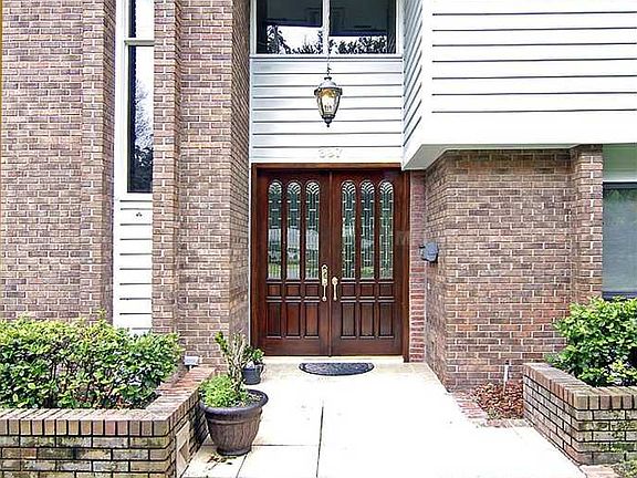 2nd image of 337 Oak Estates Dr