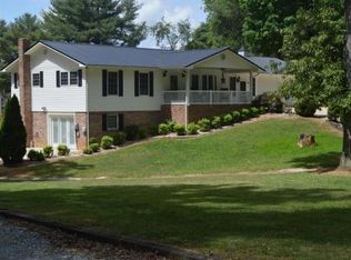 90 Mercer Ln, Afton, TN 37616