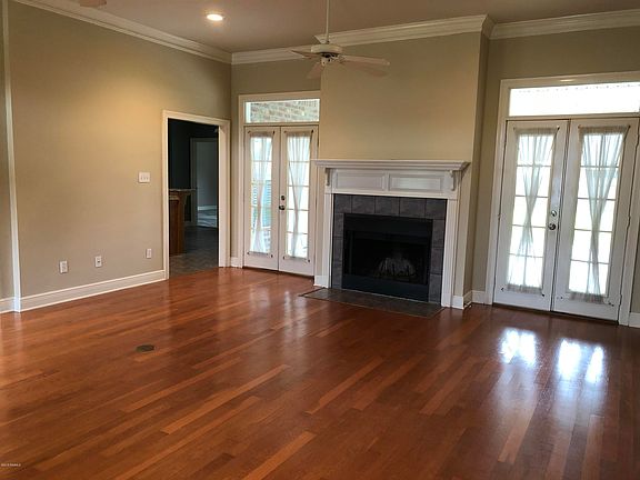 4th image of 102 Kettle Ct