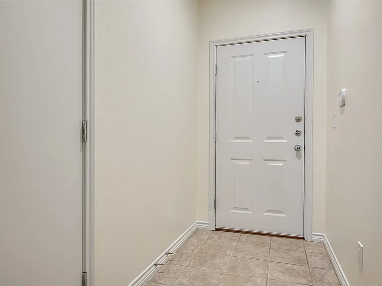 4225 McKinney Ave #11 — Photo 4