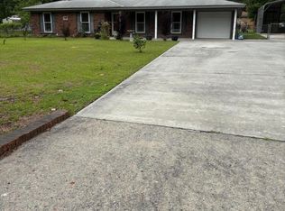 717 Bradwell St, Hinesville, GA 31313