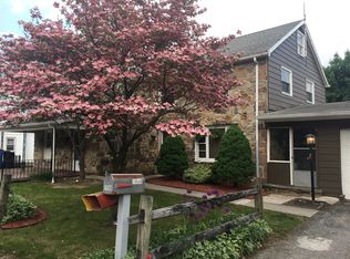 1086 Old Hanover Rd, Spring Grove, PA 17362