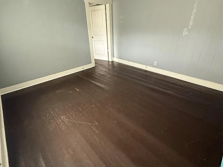 911 Harvard St #1-unit 1 — Photo 2