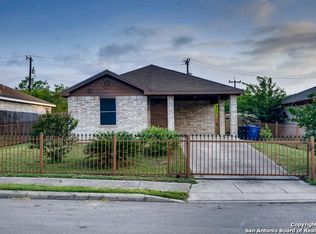 5867 Bowsprit St, San Antonio, TX 78242
