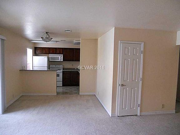 3rd image of 5404 River Glen Dr Unit 364