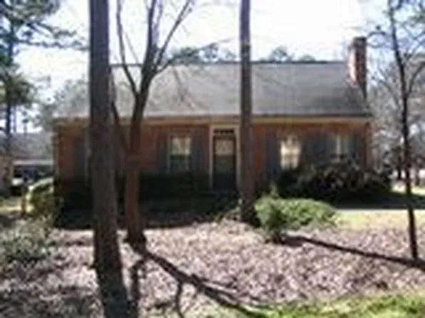 126 S Stratford Dr, Athens, GA 30605