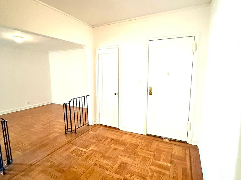 101 Cooper St #4A — Photo 3