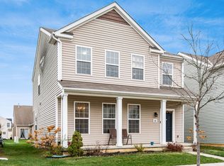 100 Purple Leaf Ln, Lewis Center, OH