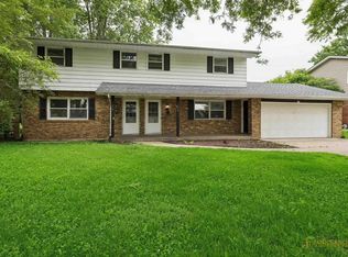 1518 Muldoon Dr, Rockford, IL 61103