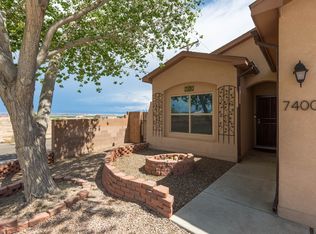 7400 Sombrillo Ave SW, Albuquerque, NM 87121