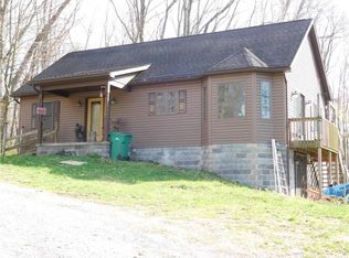 625 N Stone Base Rd, Mercer, PA 16137