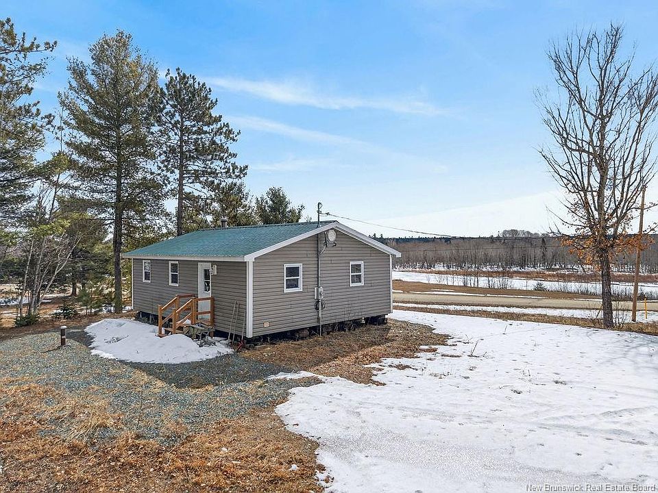 1st image of 1056 Halcomb Rd