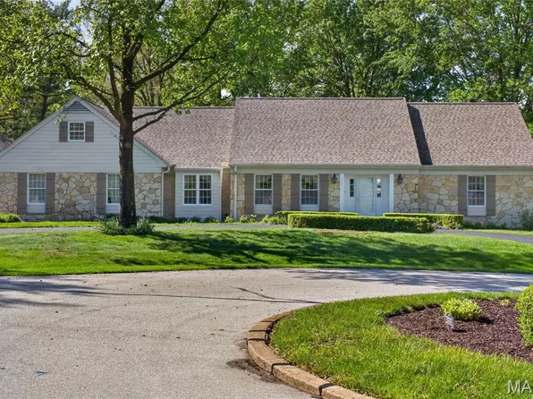 14014 Clairette Ln, Chesterfield, MO 63017