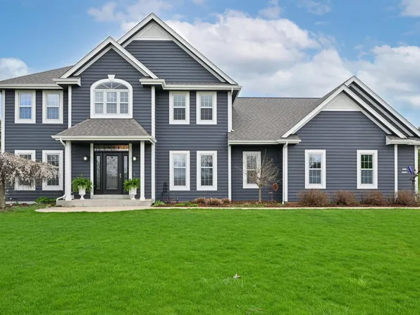 W223N3589 Ridgeside COURT, Pewaukee, WI 53072