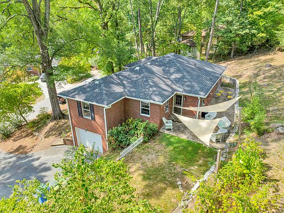3rd image of 3623 Glendon Dr